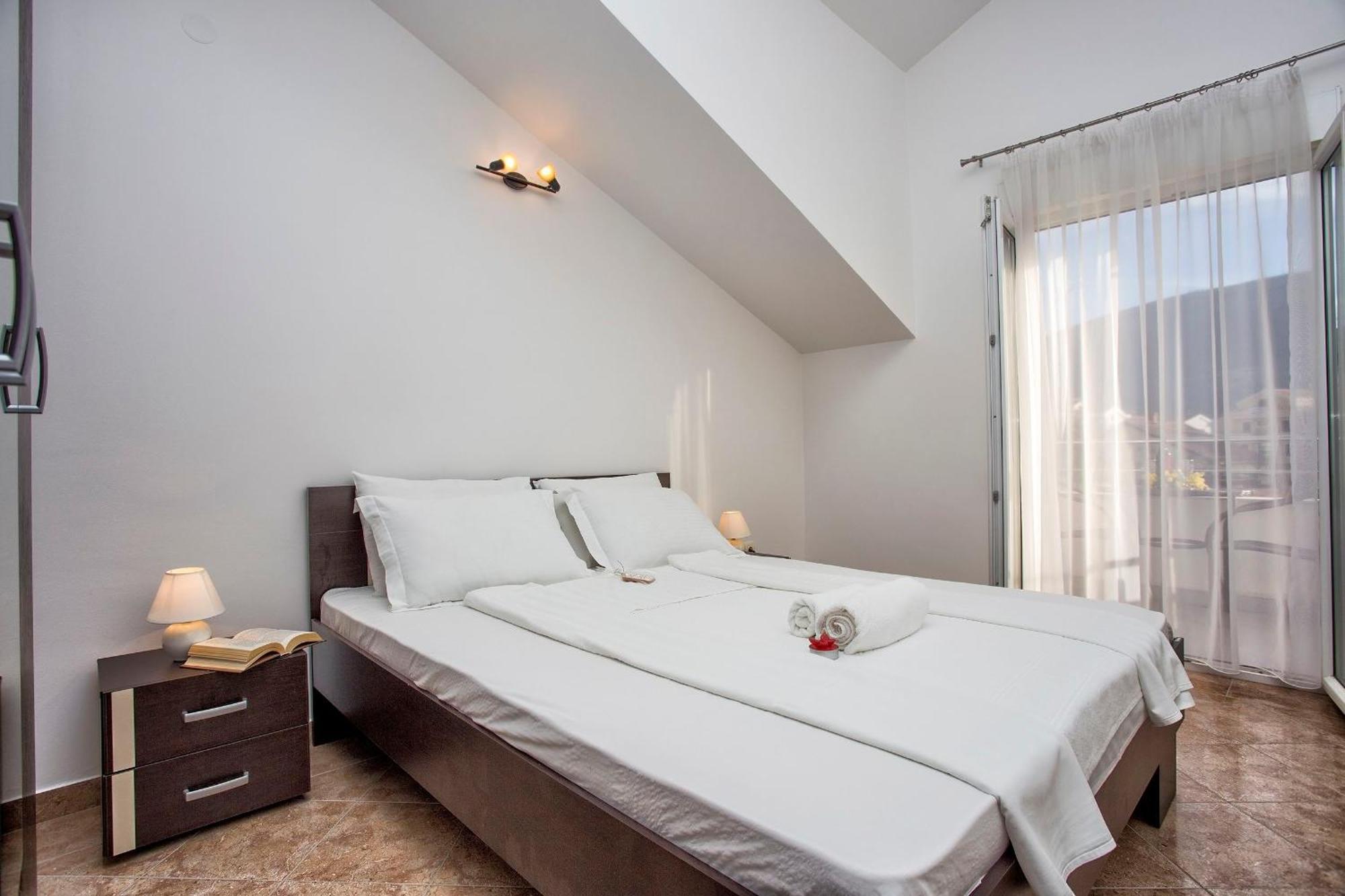 Sun Village Aparthotel Herceg Novi Kamer foto